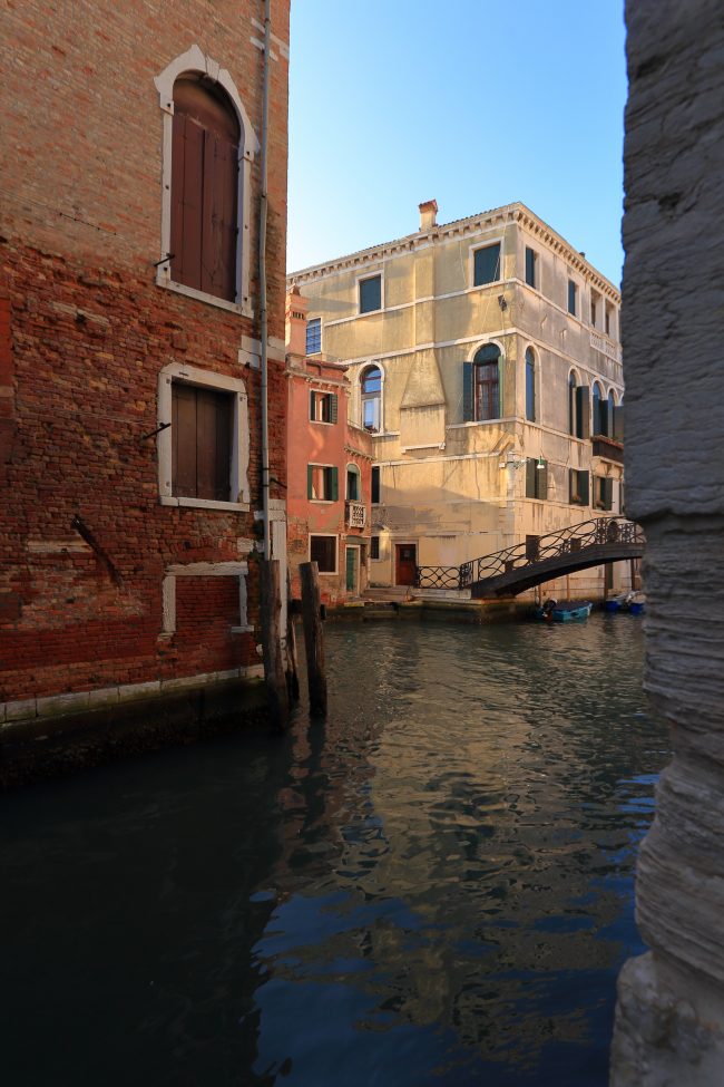Venezia-Calle-delle-Carrozze_3240