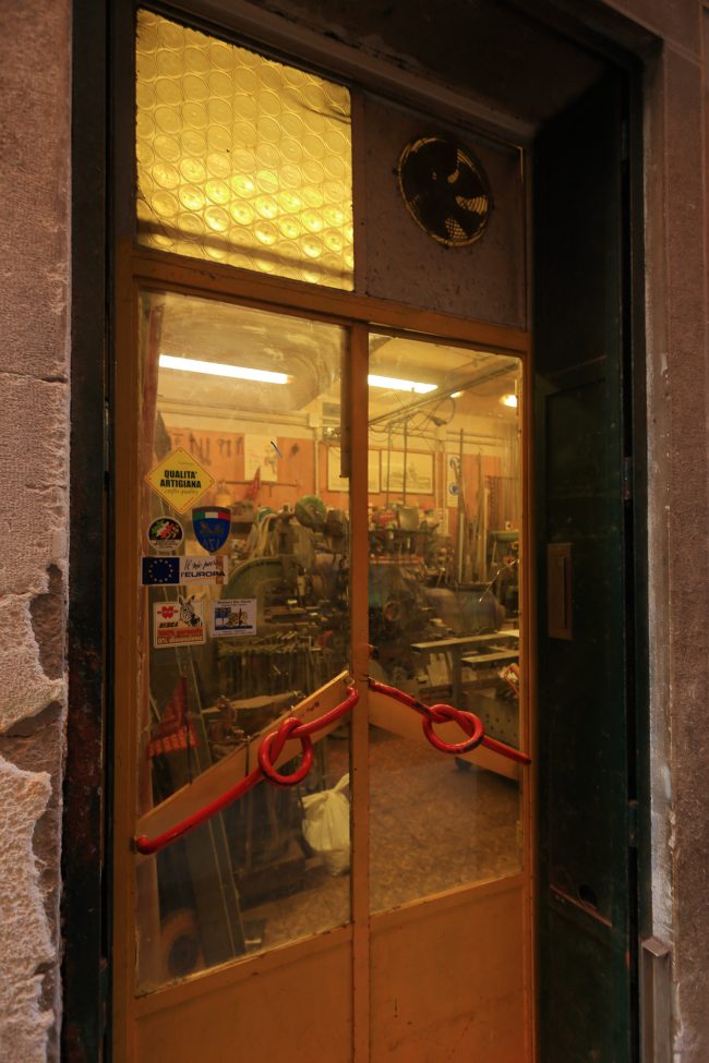 Venezia, artisan workshop in Salizada dello Spezier_3336